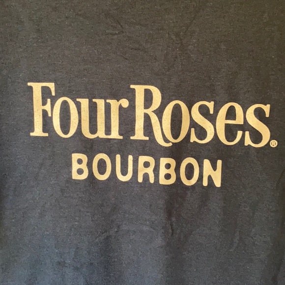FOUR ROSES BOURBON Medium black t-shirt. NWOT - Picture 4 of 4